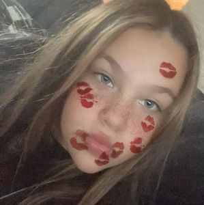 Meet your Posher, Makayla